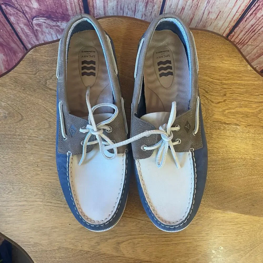 Sperry Authentic Originals 2-Eye Plushwave Tri-Tone Boat Shoes  11.5 Men's Deck